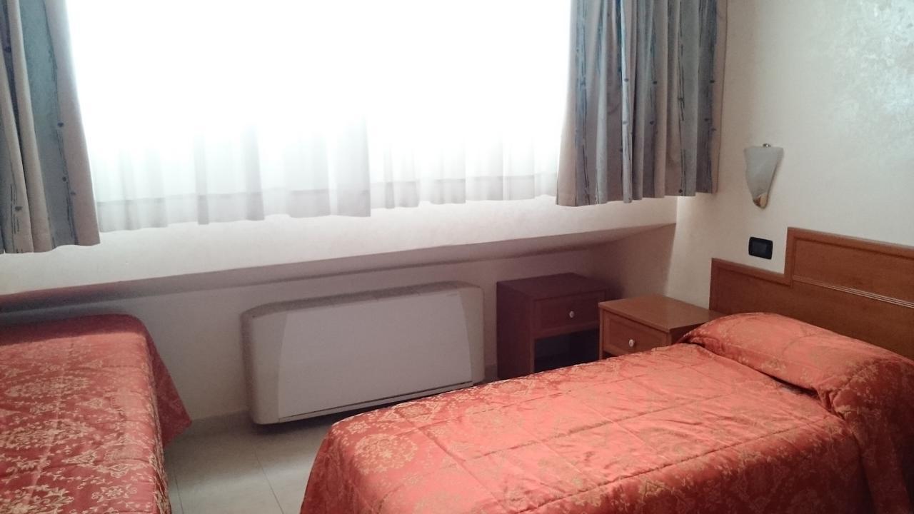 Hotel Holiday House San Giovanni Rotondo Exterior foto
